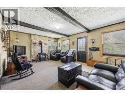 6752 Camlachie Road, Plympton Wyoming, ON N0N1E0 Photo 32
