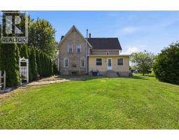 6752 Camlachie Road, Plympton Wyoming, ON N0N1E0 Photo 37