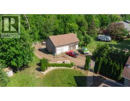 6752 Camlachie Road, Plympton Wyoming, ON N0N1E0 Photo 49