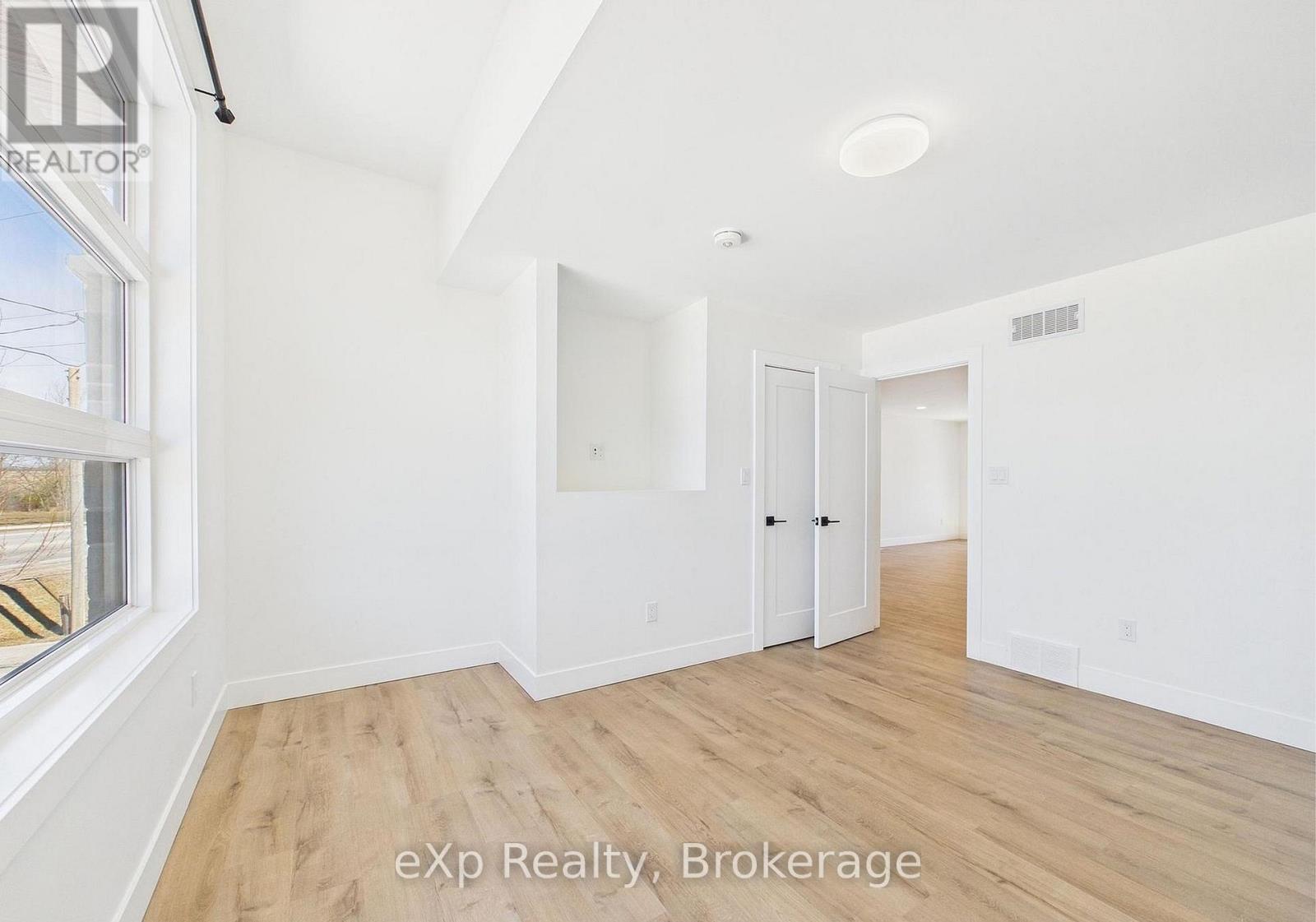 1085 SUTTON STREET, Kincardine — photo 8