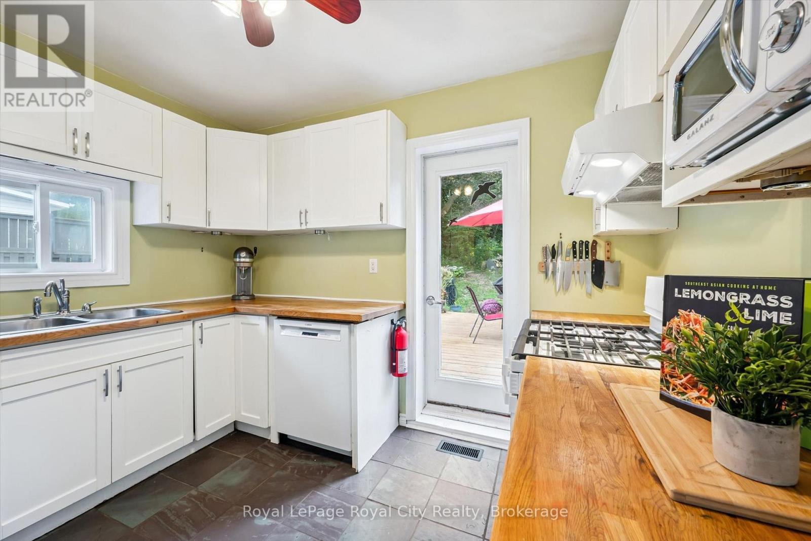 194 GROVE STREET - Image 14