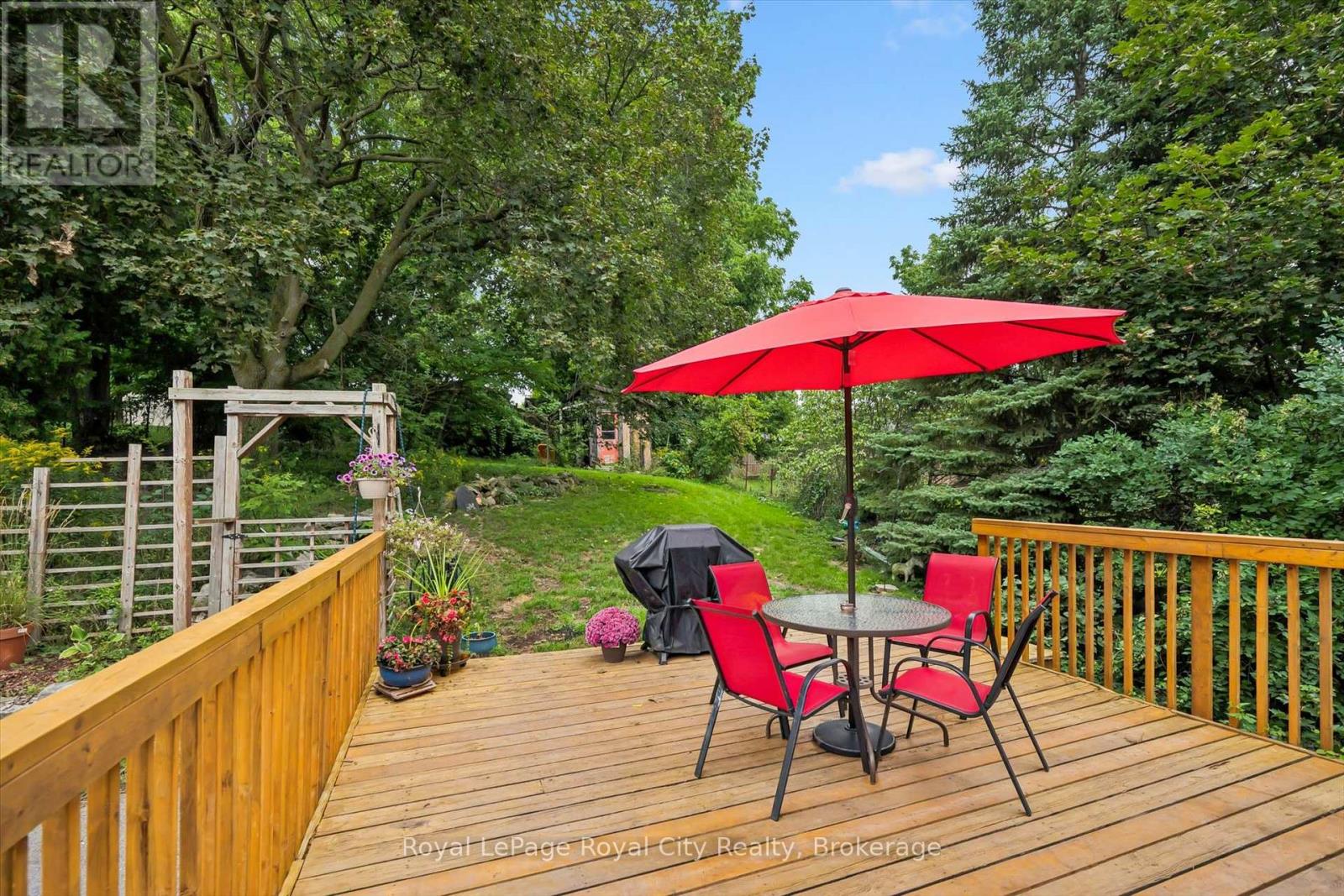 194 GROVE STREET - Image 37