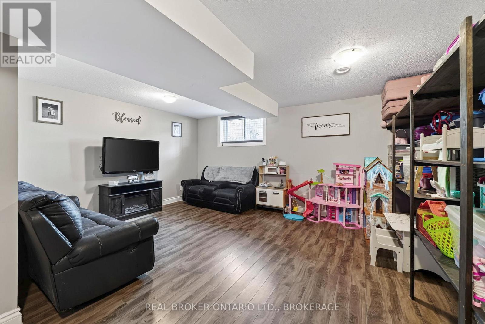1164 CLEMENT COURT - Image 17