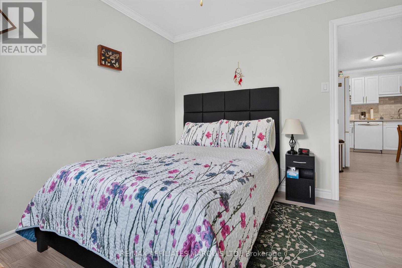 631 ST LAWRENCE STREET - Image 19