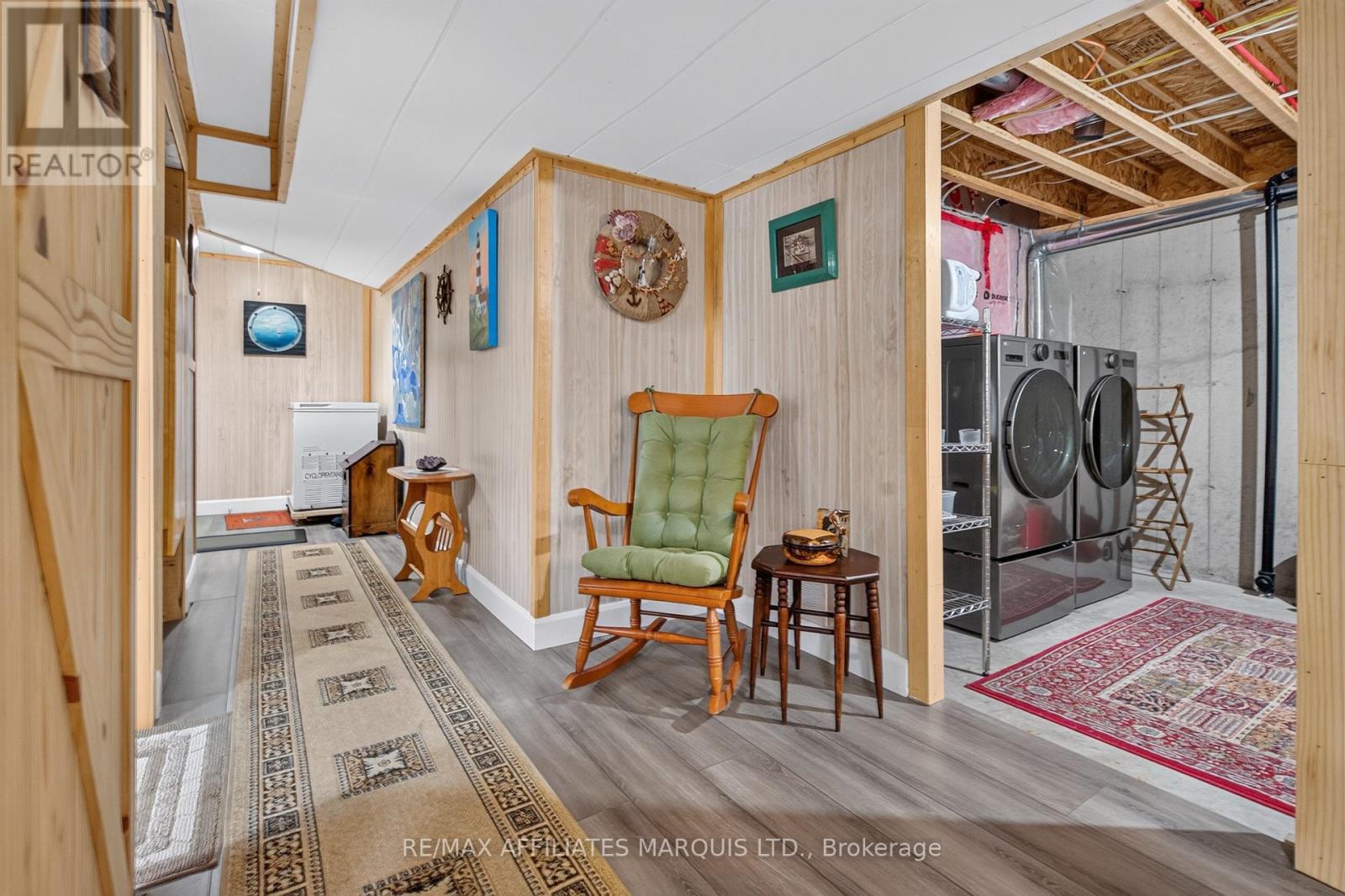 631 ST LAWRENCE STREET - 31