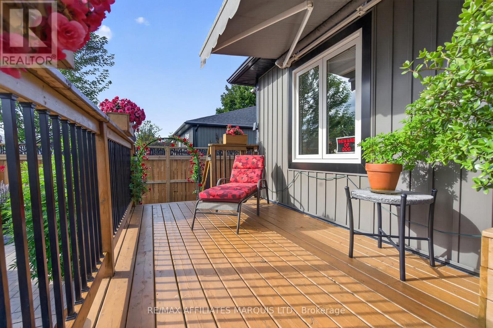631 ST LAWRENCE STREET - 41