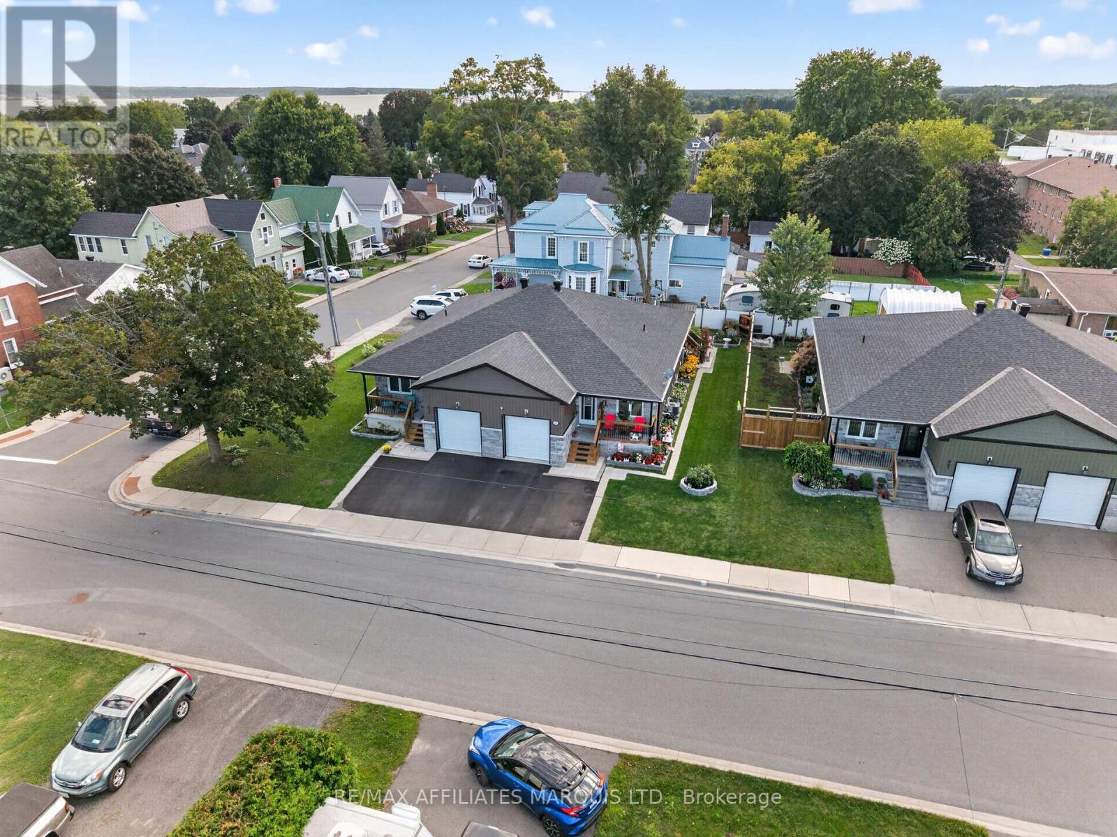 631 ST LAWRENCE STREET - 47