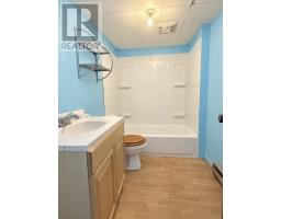 94 Memorial Drive thumbnail 15