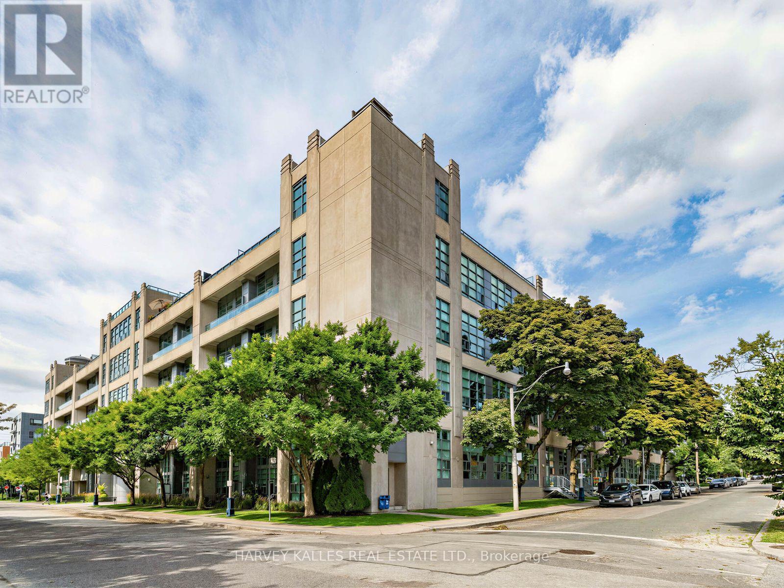 #106 380 MACPHERSON AVENUE - Image 37