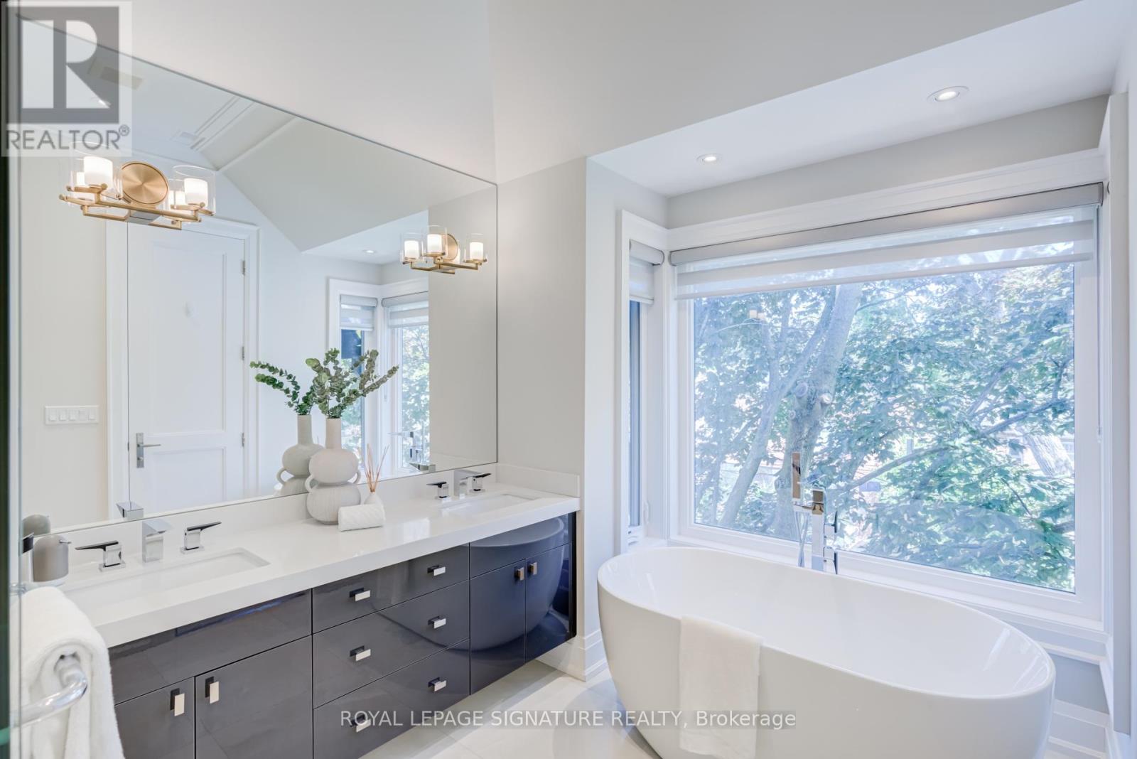 200 SNOWDON AVENUE - 25