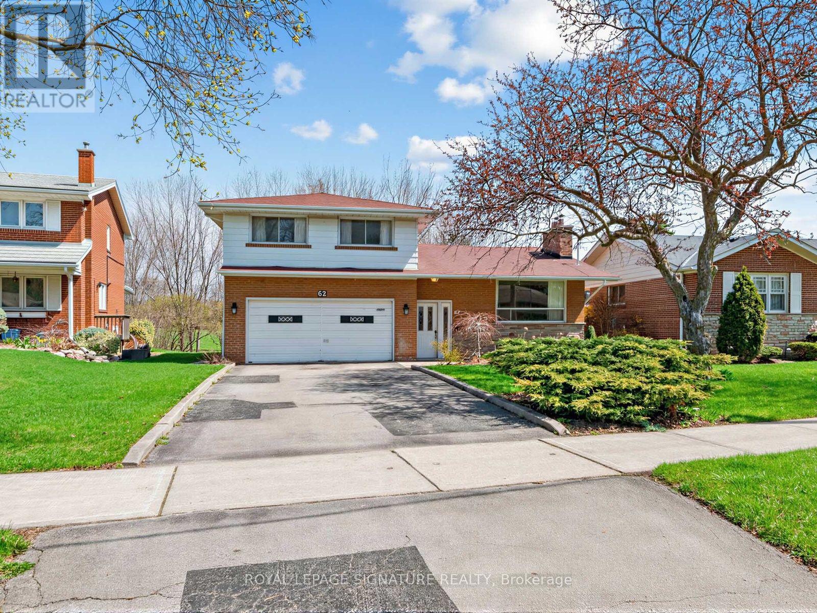 62 DUKINFIELD CRESCENT - 1