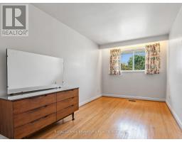 62 Dukinfield Crescent, Toronto, ON M3A2S1 Photo 15