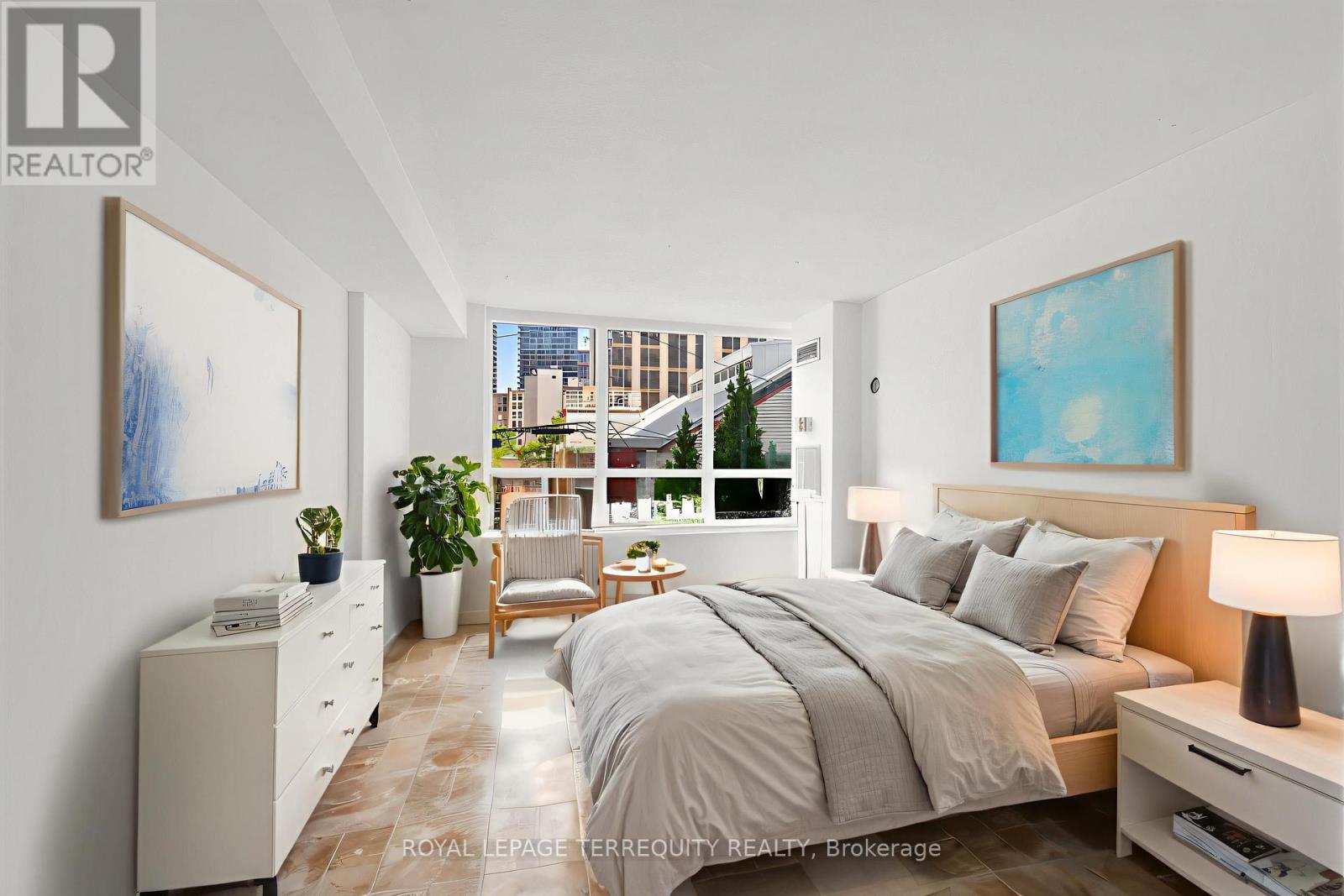 #210 25 MAITLAND STREET - 8