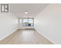 302 - 55 Sunny Glenway, Toronto, ON M3C2Z5 Photo 10
