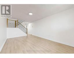 302 - 55 Sunny Glenway, Toronto, ON M3C2Z5 Photo 13