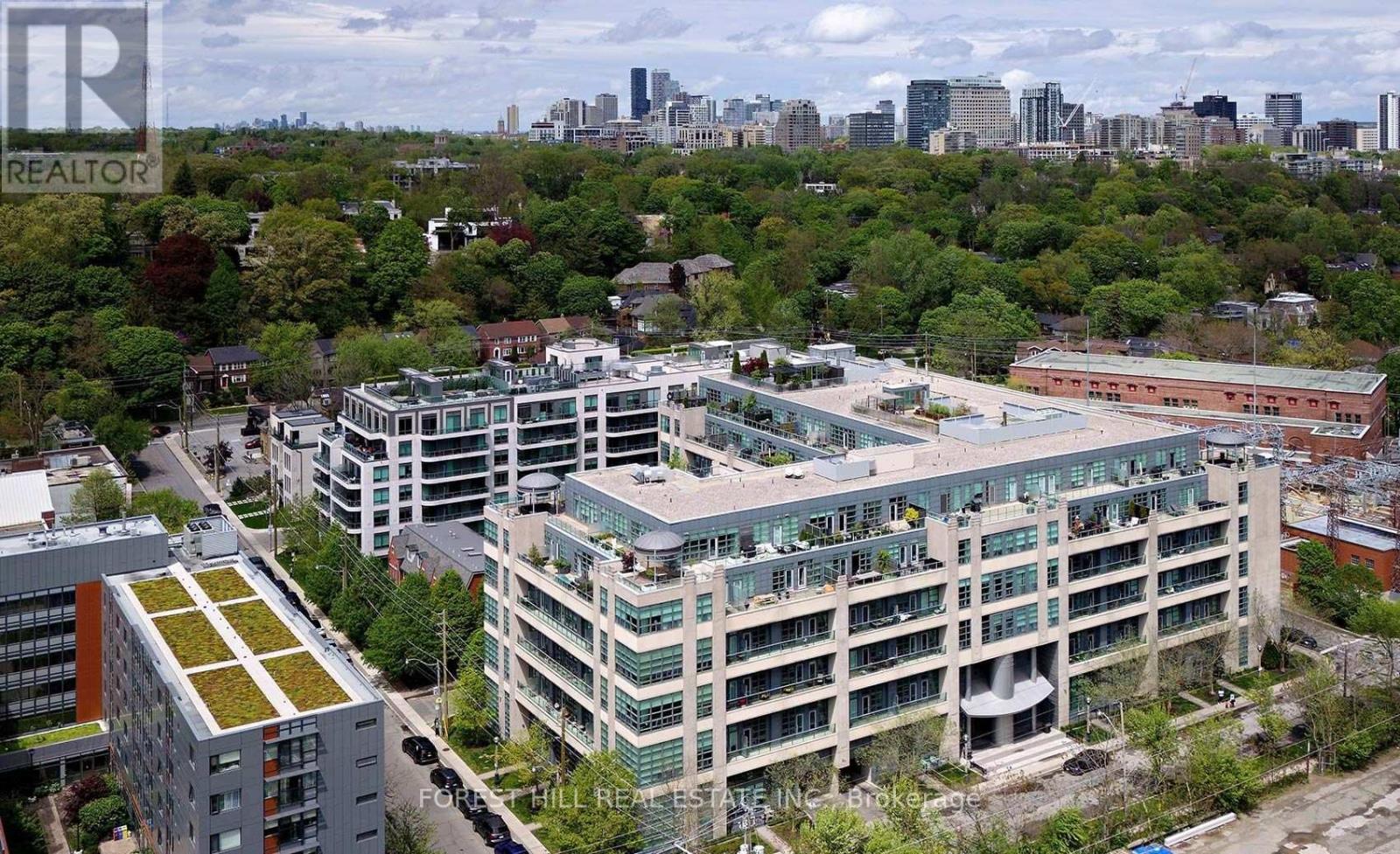 #408 380 MACPHERSON AVENUE - 25