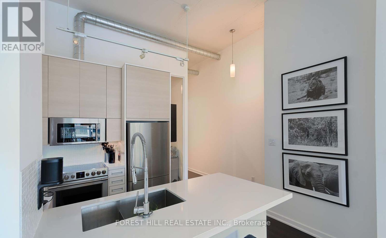 #408 380 MACPHERSON AVENUE - 5