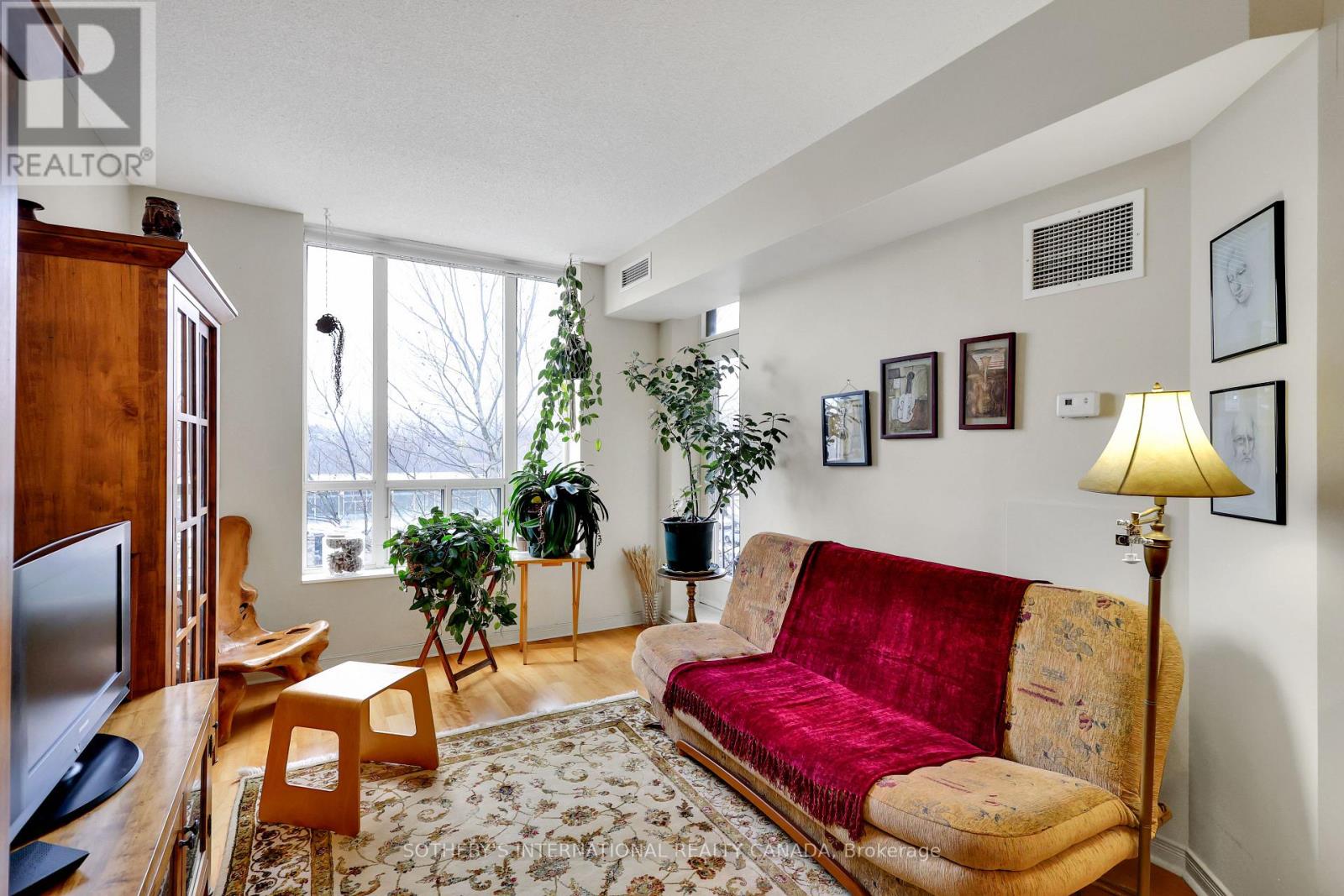 #407 481 ROSEWELL AVENUE - 7