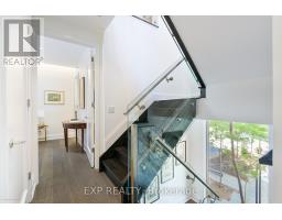 1084 Bay Street, Toronto, ON M5S0A3 Photo 21