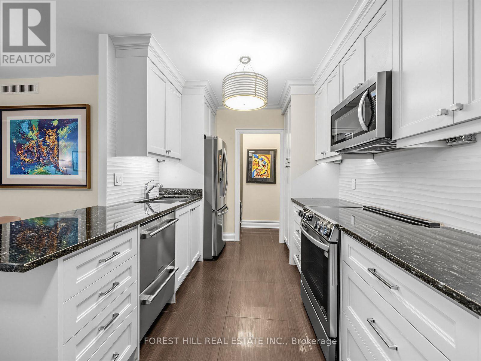 #502 350 LONSDALE ROAD - Image 12