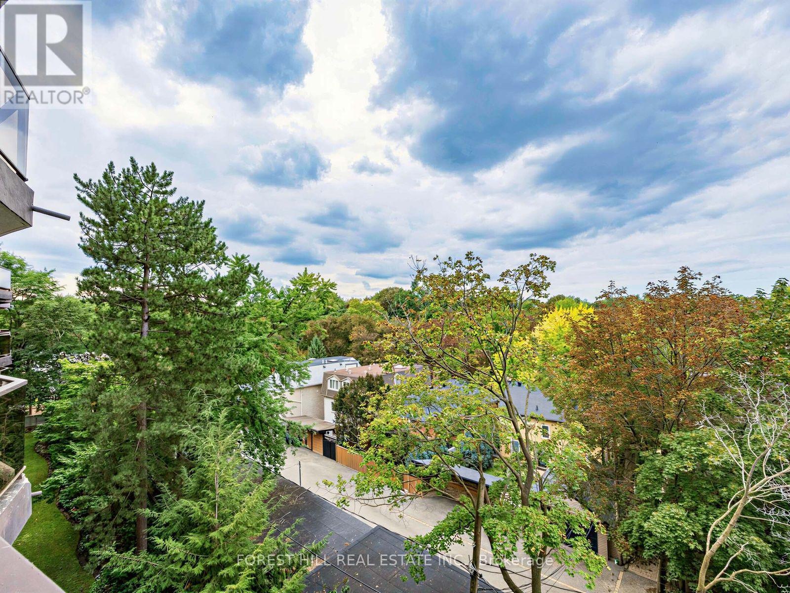#502 350 LONSDALE ROAD - Image 29