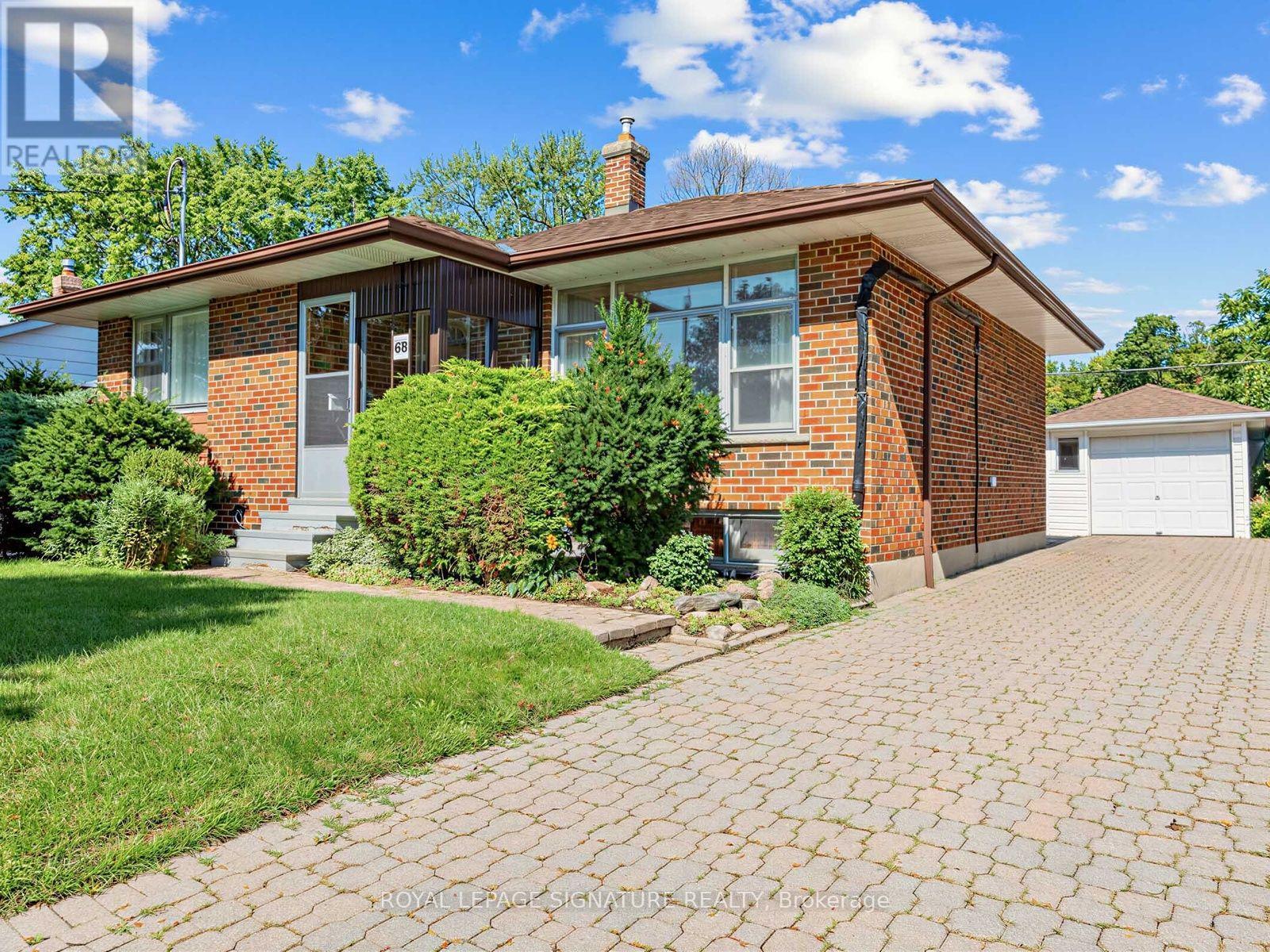 68 BEACHAM CRESCENT - 1