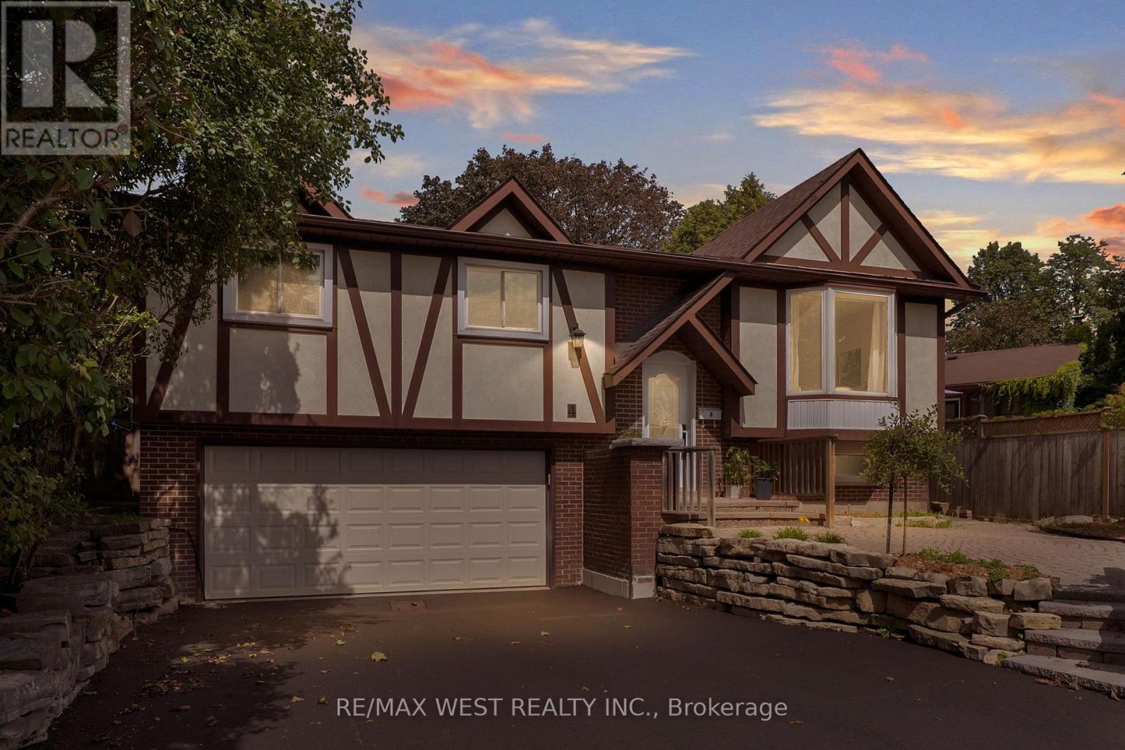 4 FLEMINGTON COURT, Whitby (Lynde Creek) — photo 2