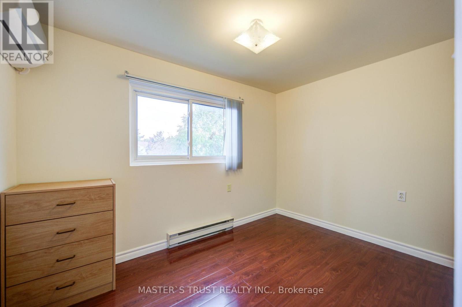 61 WIGGENS COURT - 41