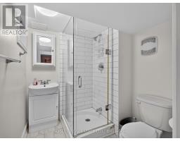 14 Coady Avenue, Toronto, ON M4M2Y8 Photo 33