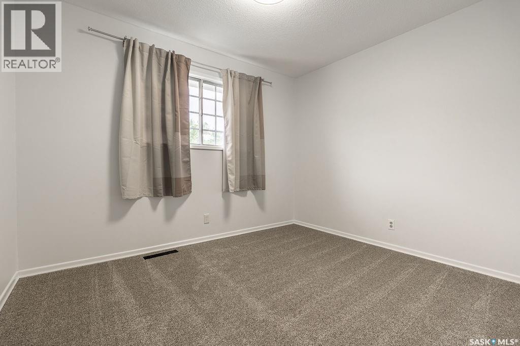 2517 Preston AVENUE S, Saskatoon — photo 18