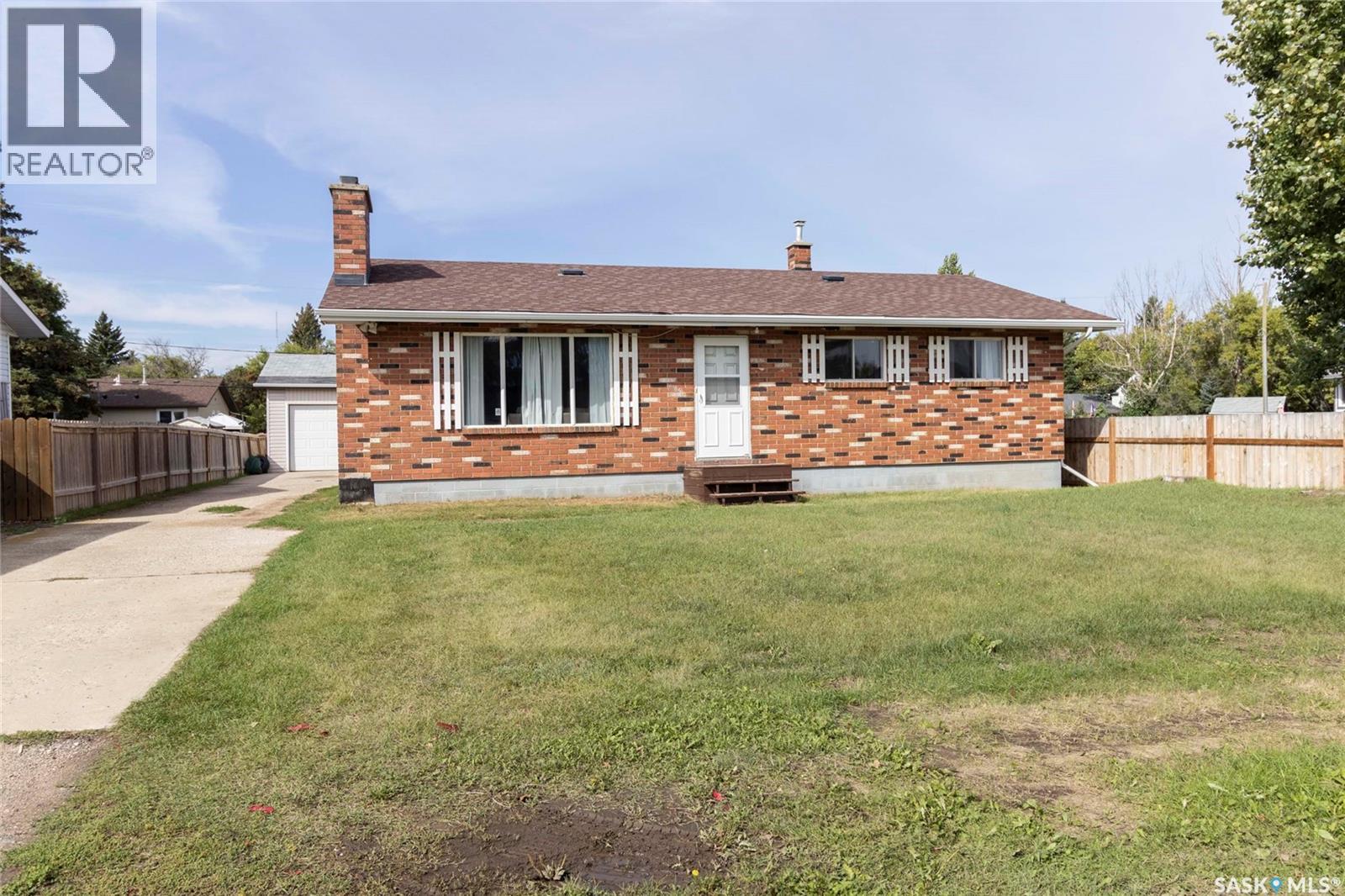 660 Cory STREET, Asquith Saskatchewan — photo 2