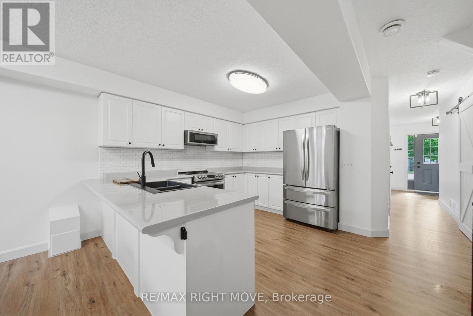 90 PEARL DRIVE - Image 19