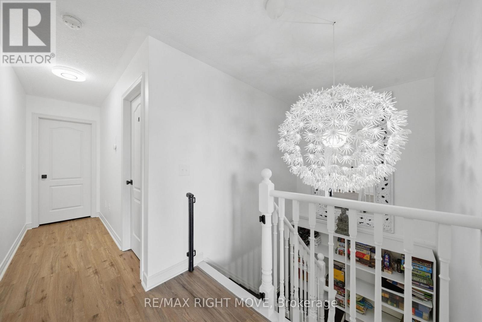90 PEARL DRIVE - Image 23