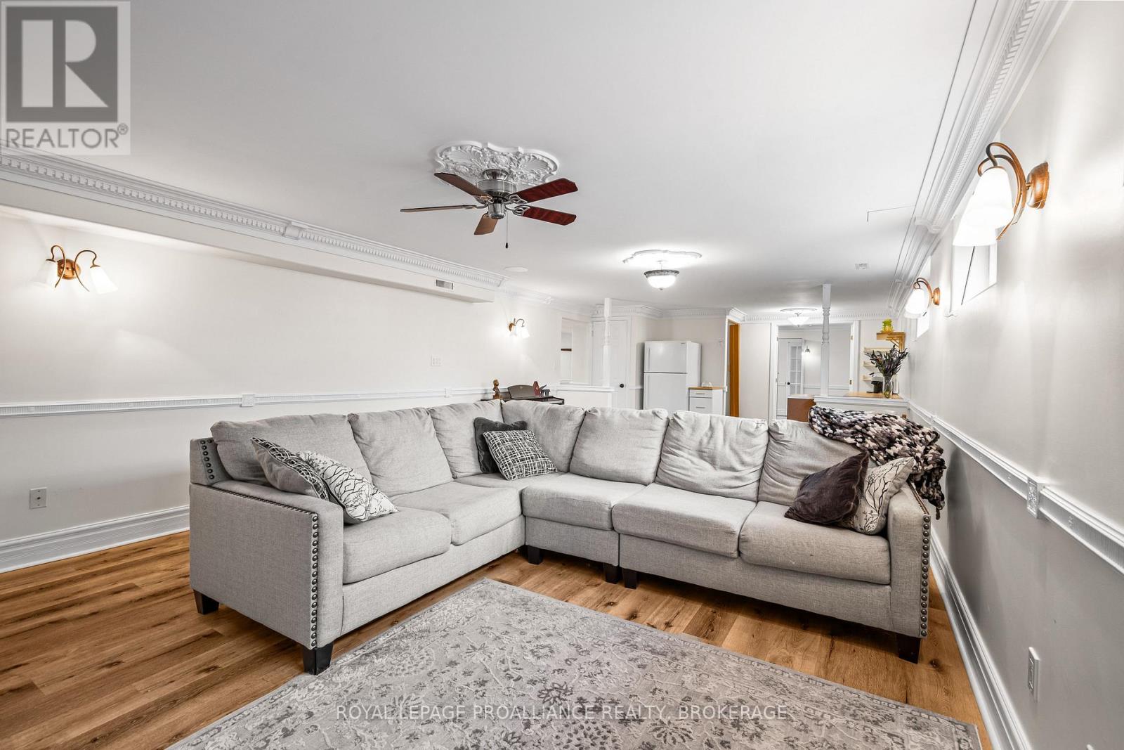 164 AMY LYNN DRIVE - 28