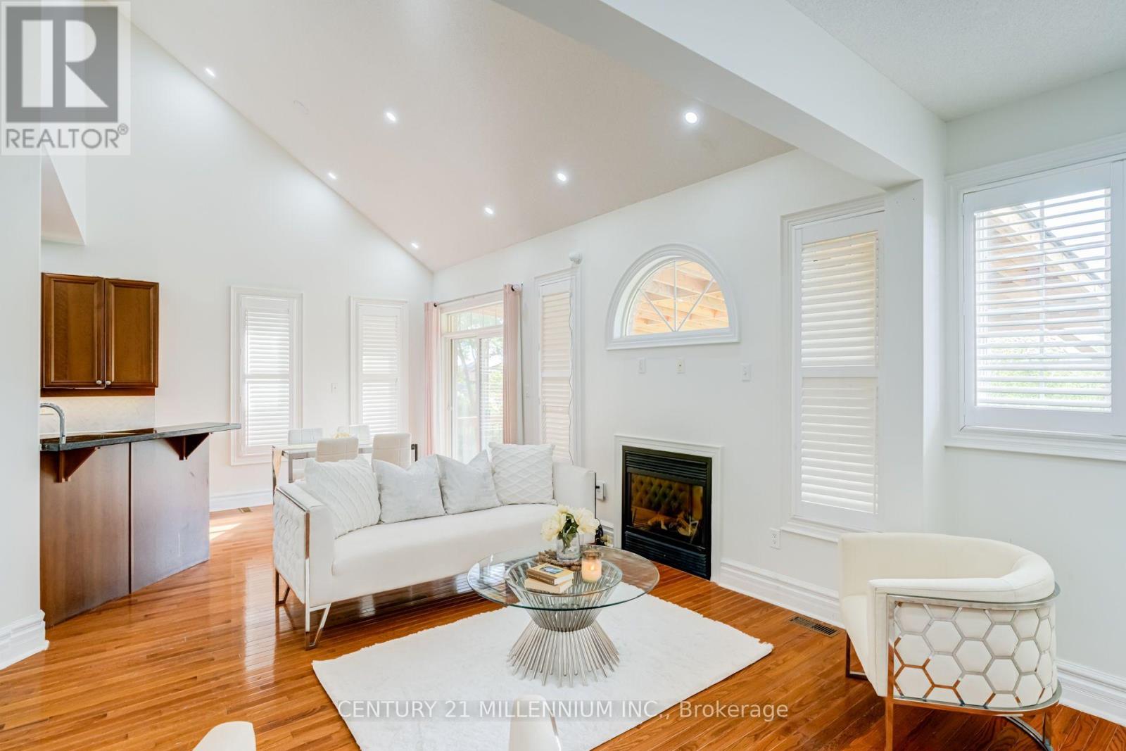 102 SOUTHLAKE BOULEVARD - 15