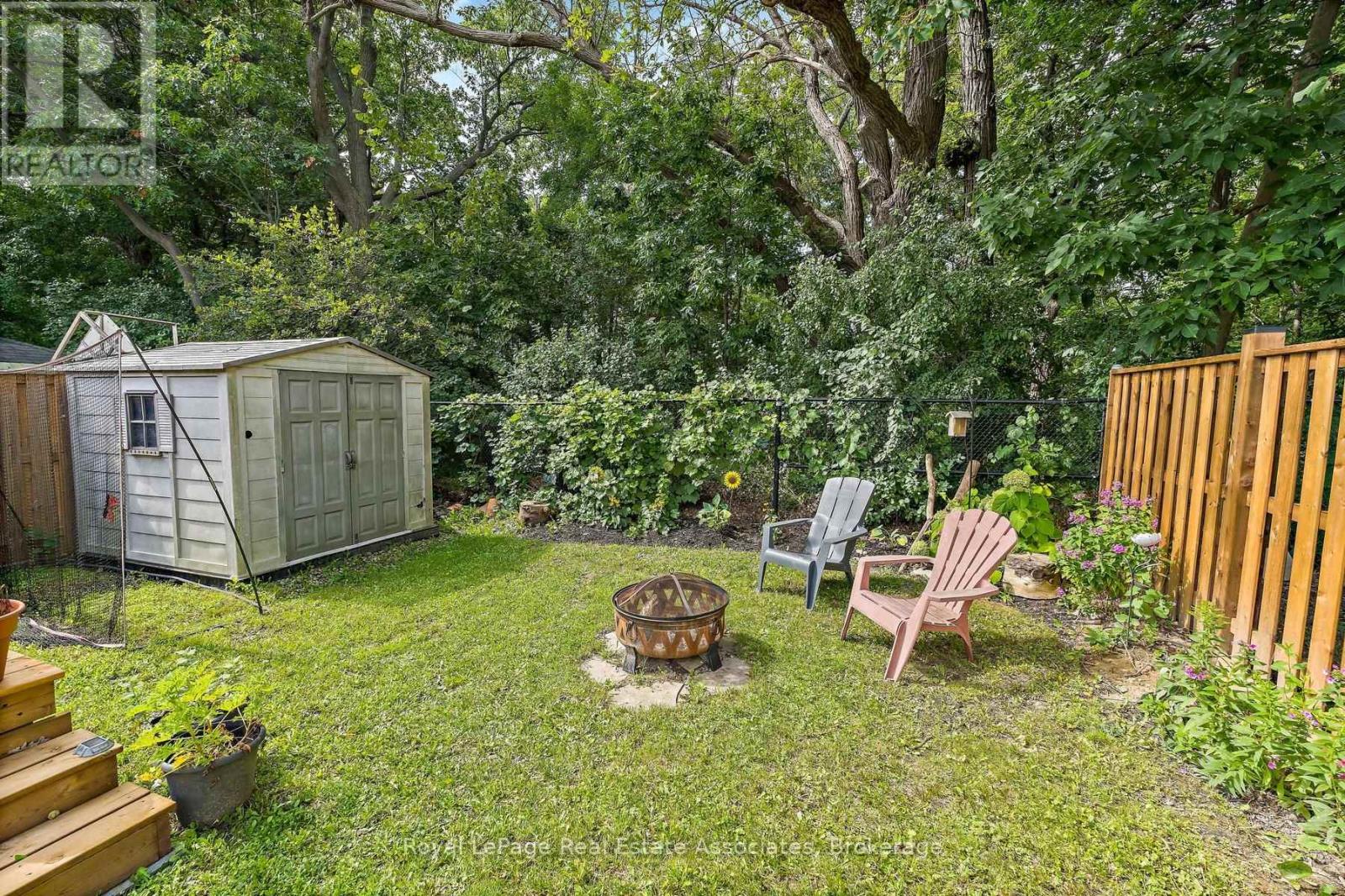 1069 KNOTTY PINE GROVE - Image 41