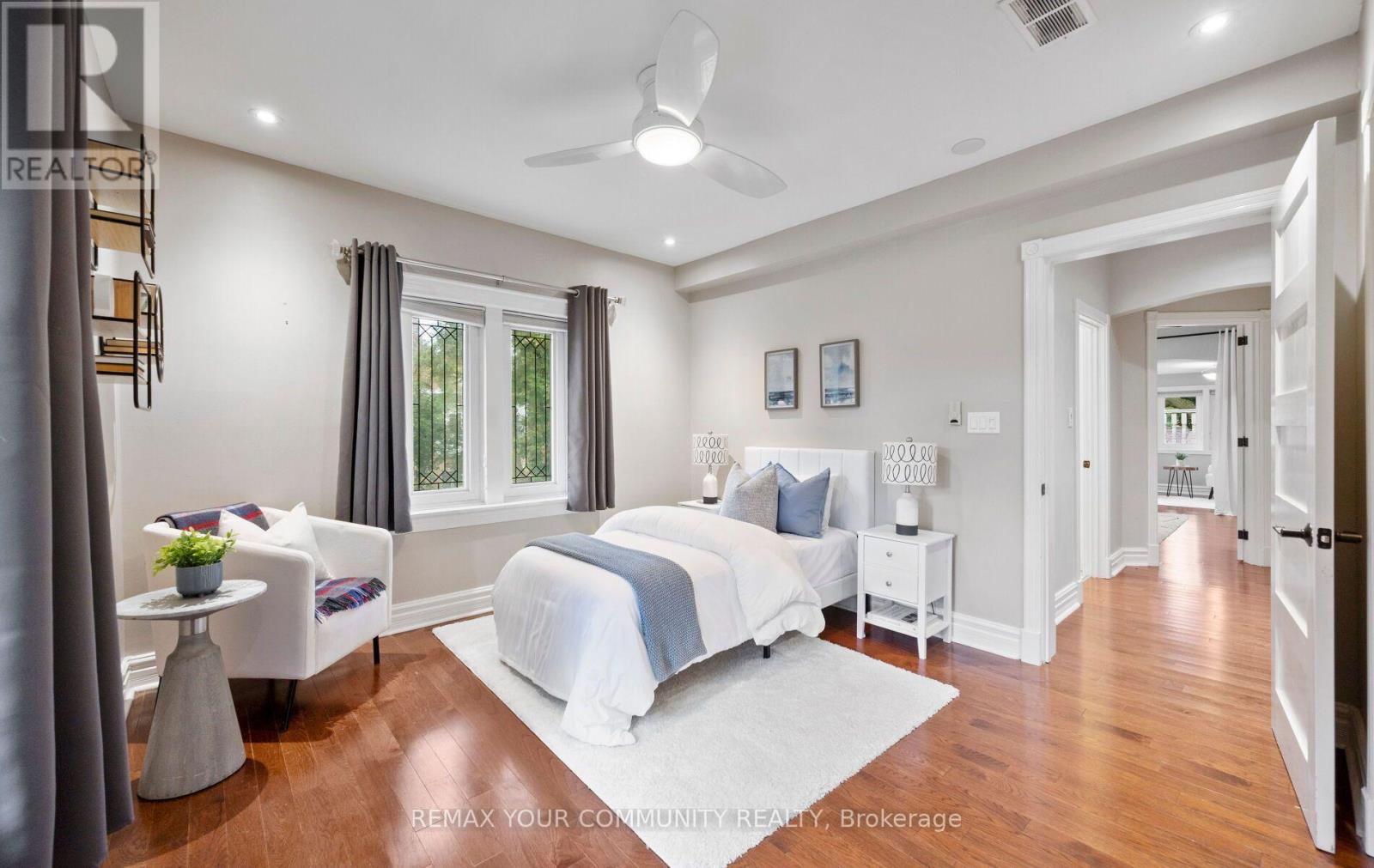 62 INDIAN GROVE - 25