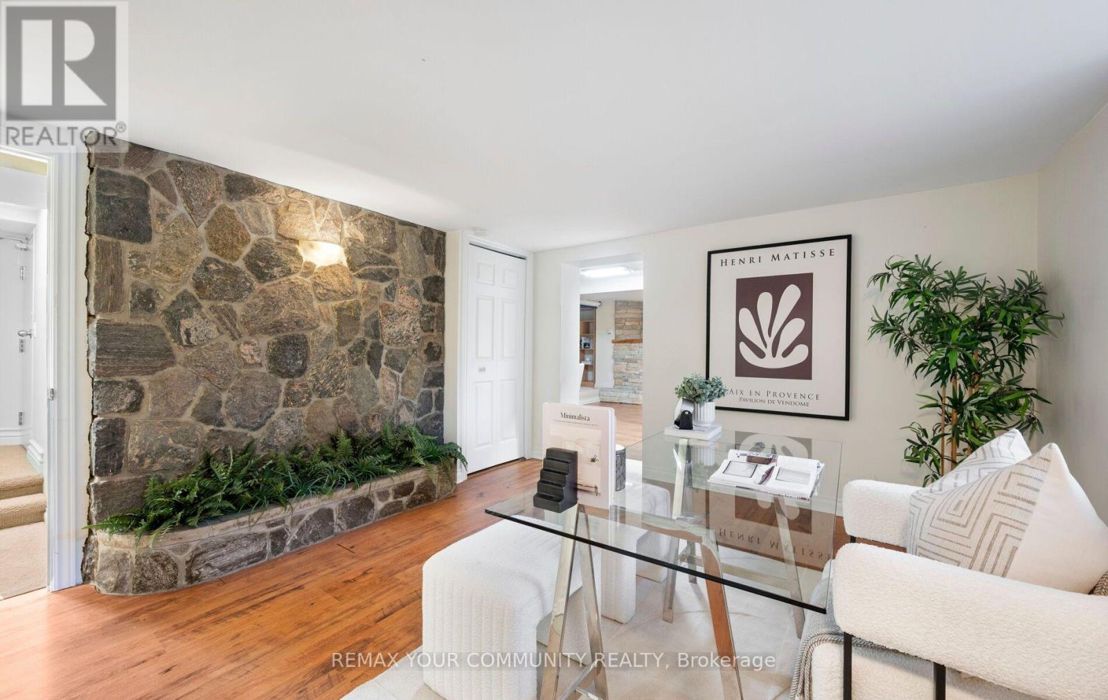 62 INDIAN GROVE - Image 32