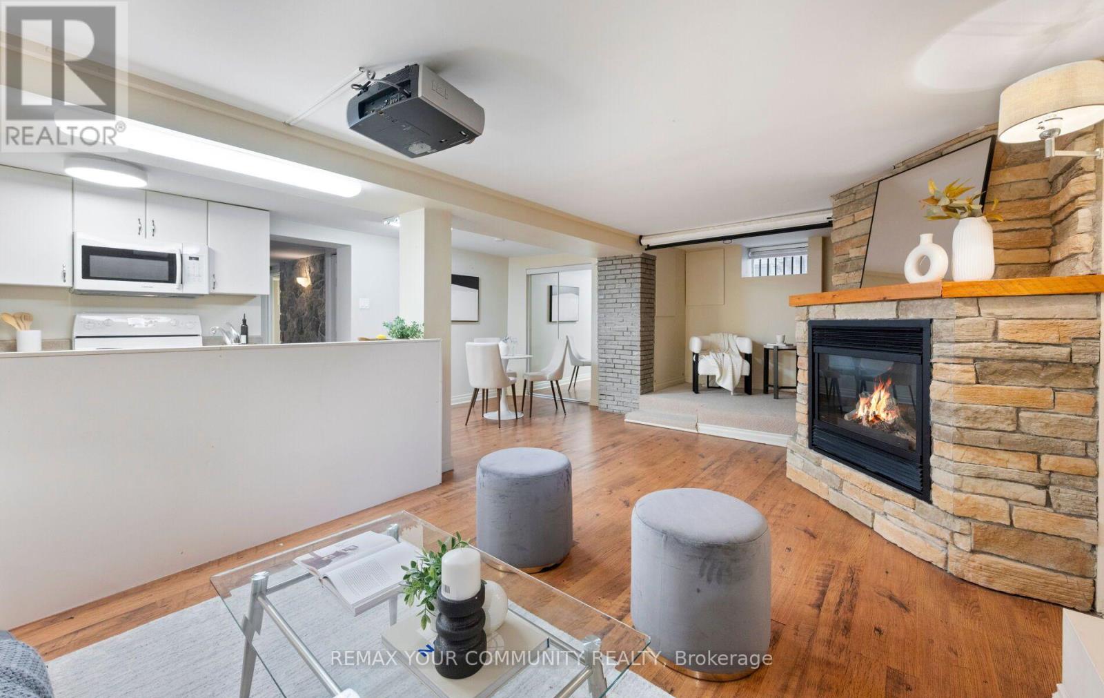 62 INDIAN GROVE - Image 34
