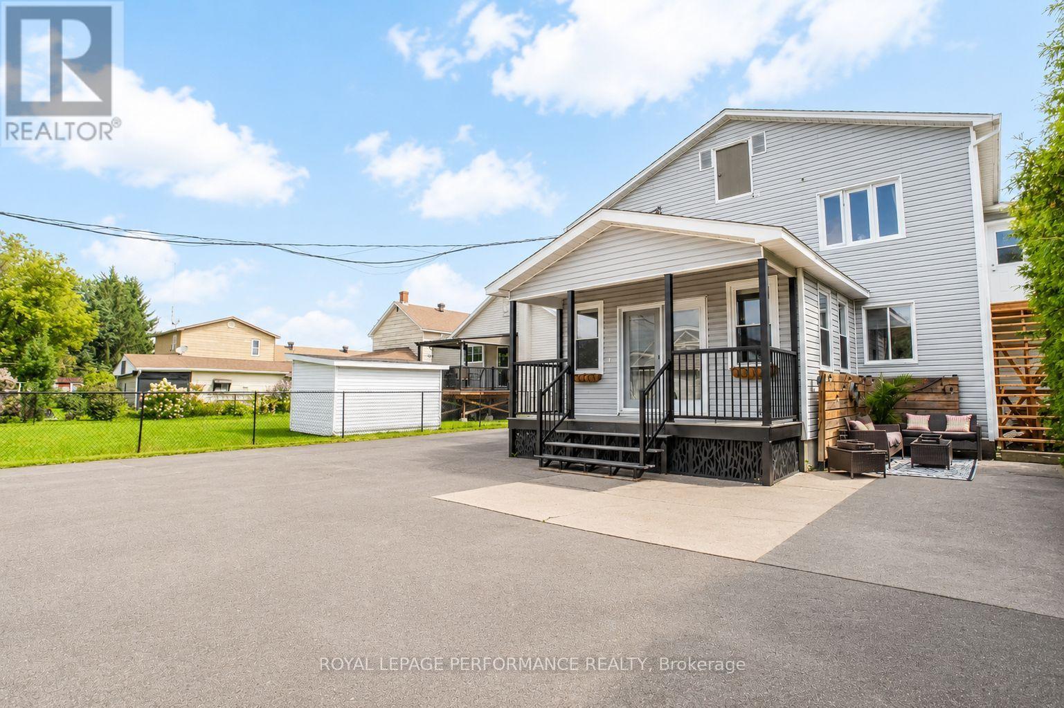 332 CATHERINE STREET - 50
