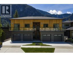 1 2098 Crumpit Woods Drive, Squamish, BC V8B0T6 Photo 27