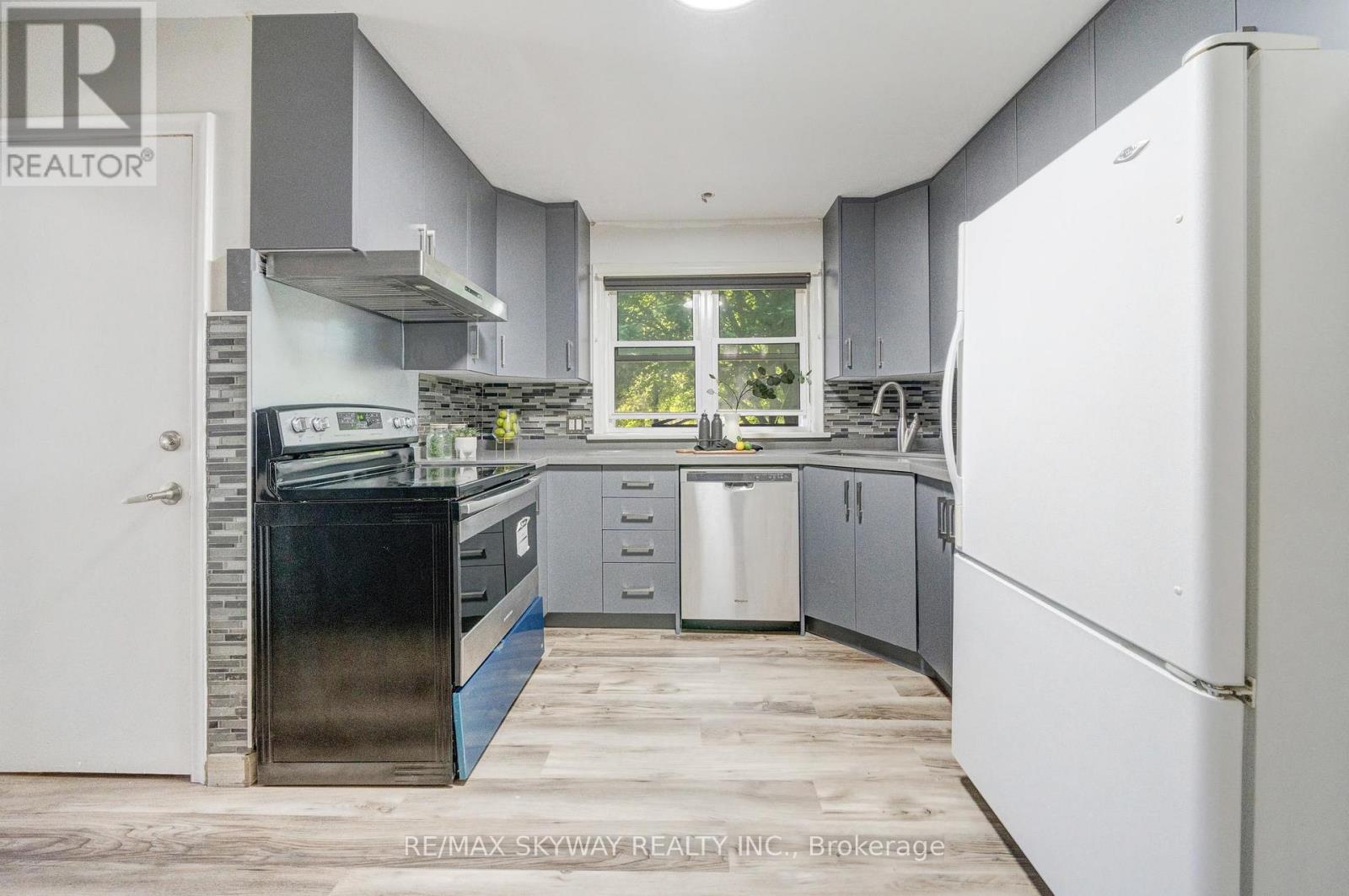 6604 LOCUS AVENUE - Image 16