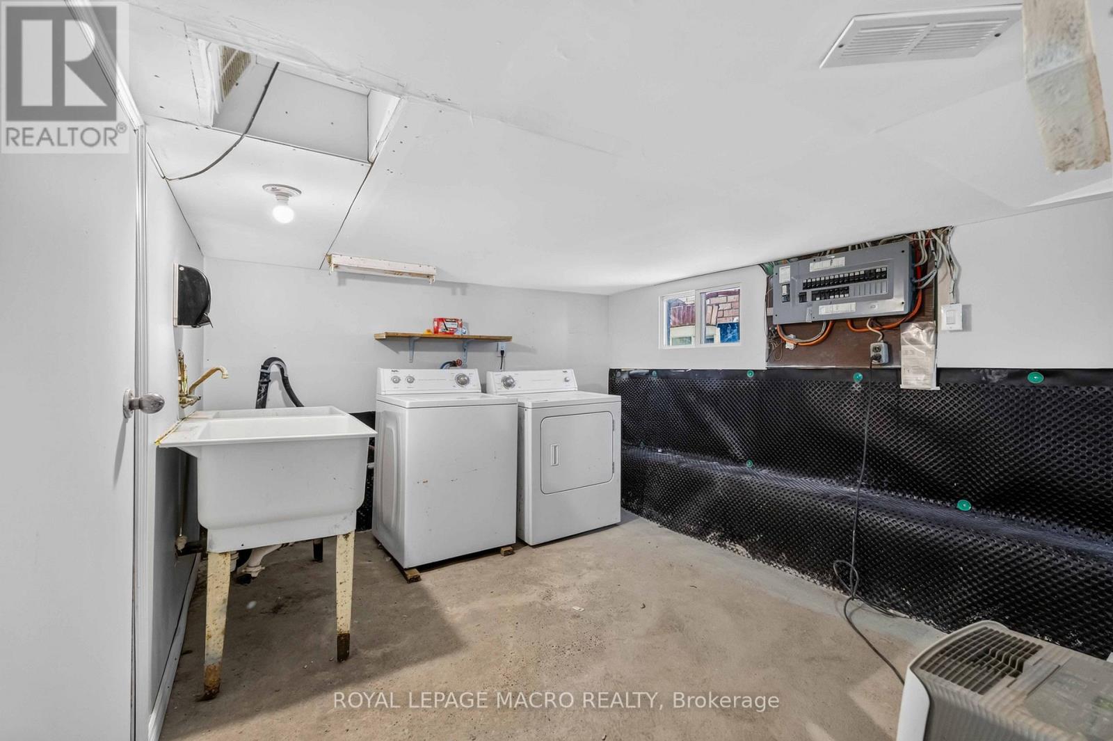 54 EAST 23RD STREET - 24
