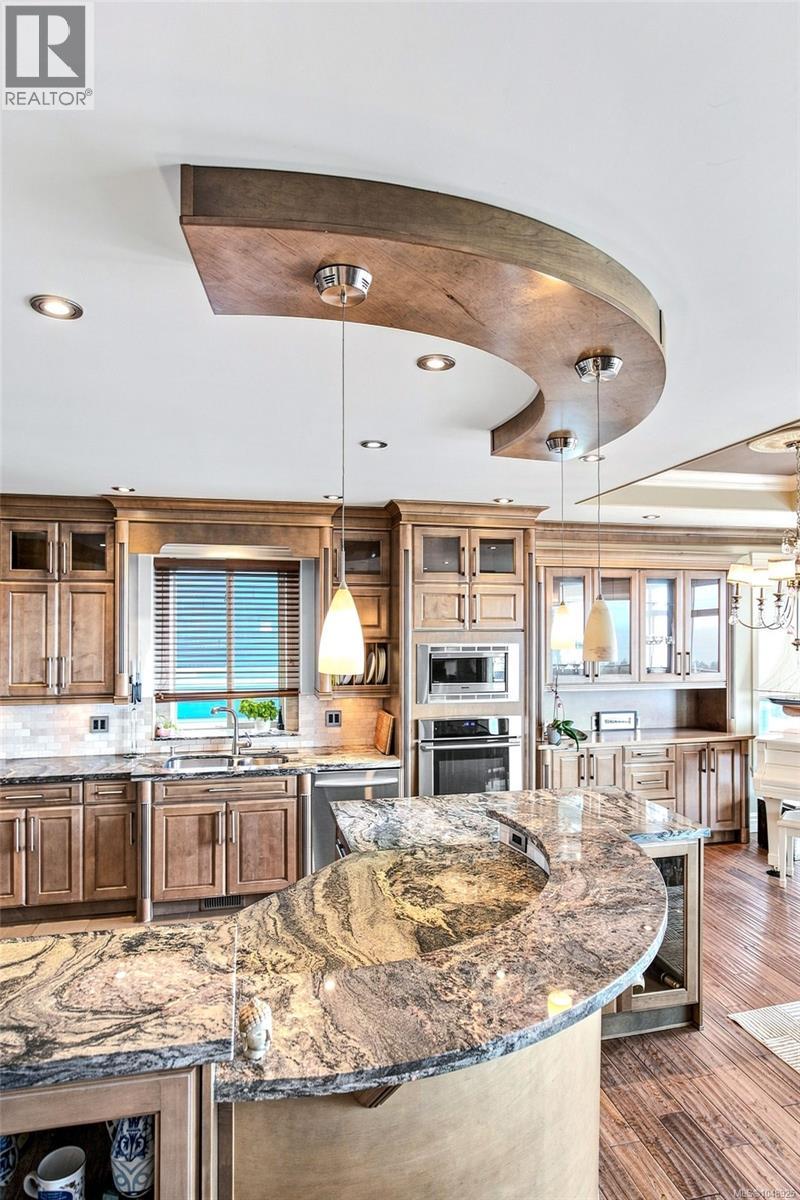 4576 Laguna Way - Image 11