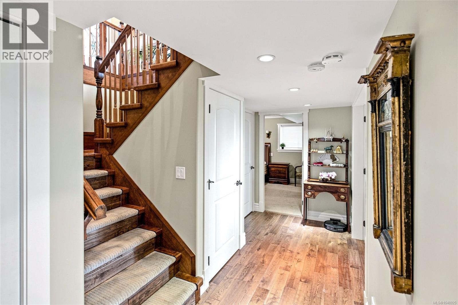 4576 Laguna Way - Image 42