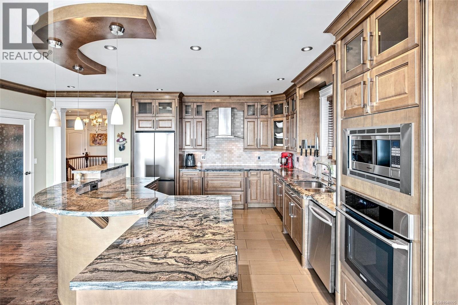 4576 Laguna Way - Image 7
