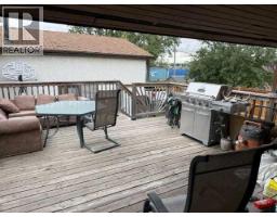 903 10 Avenue - photo 6