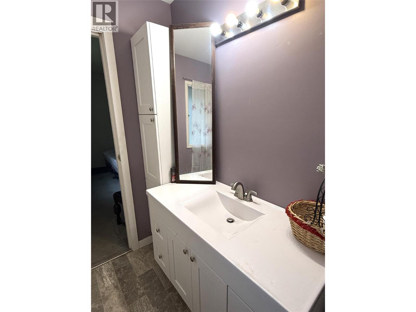 907 Alpine Way - Image 15