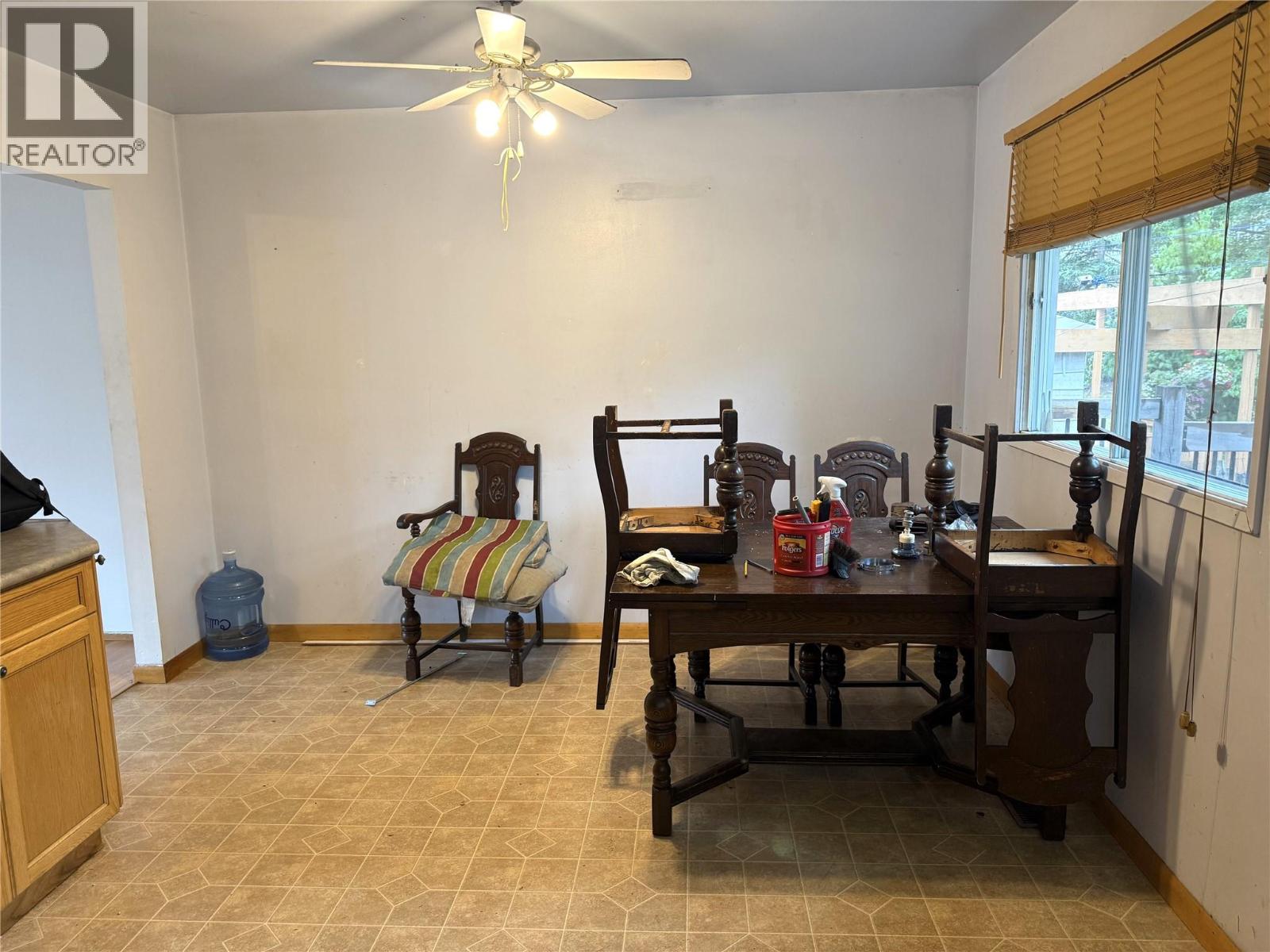 907 Alpine Way - Image 6