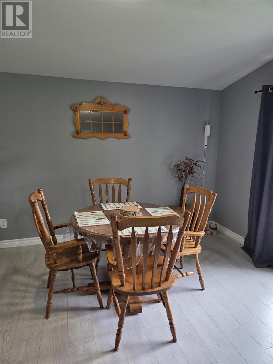 9 Central AVE, Elliot Lake — photo 6